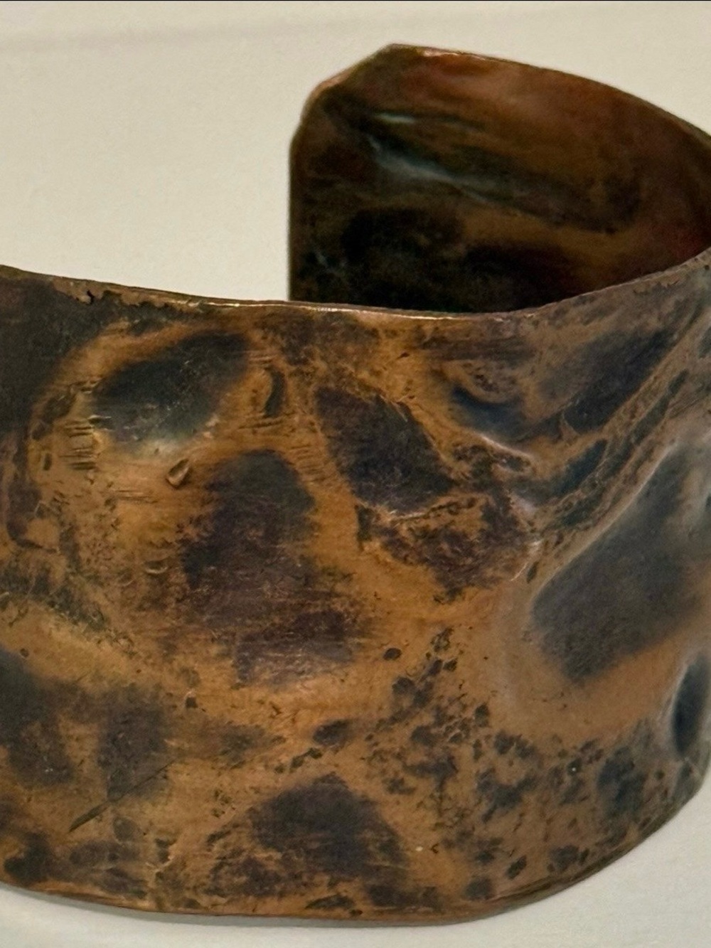 Women’s Hammered Copper Cuff Bracelet - Brown Copper